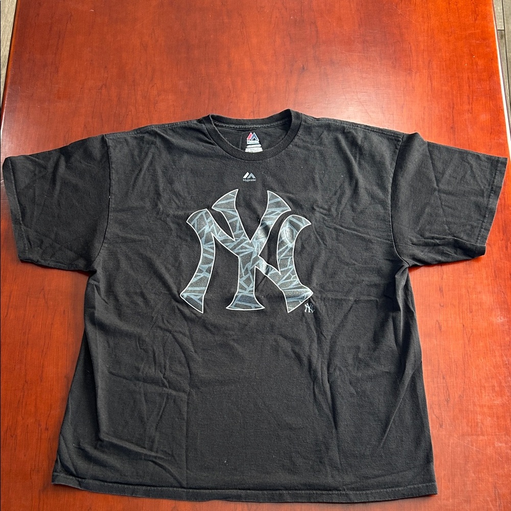 Men's Black Graphic T-Shirt